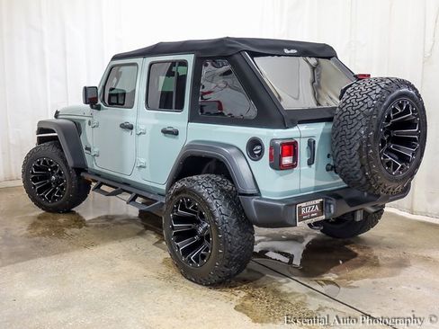 Used 2024 Jeep Wrangler Sport S image 8