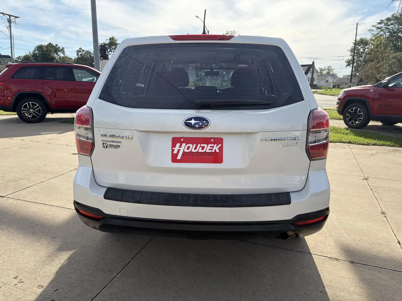 Used 2014 Subaru Forester 2.5i AWD/4WD image 7