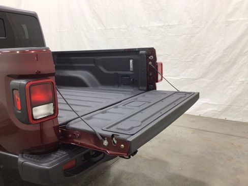 Used 2022 Jeep Gladiator Sport AWD/4WD image 22