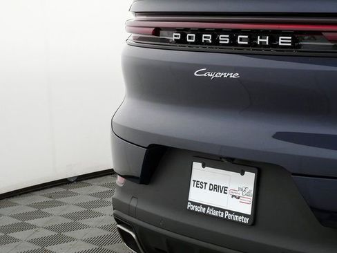New 2026 Porsche Cayenne Coupe image 37