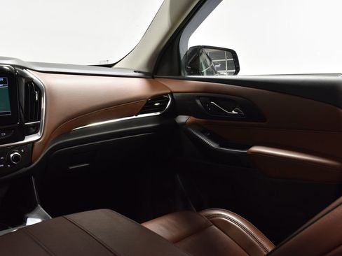 Used 2019 Chevrolet Traverse High Country w/ LPO, Floor Liner Package image 14