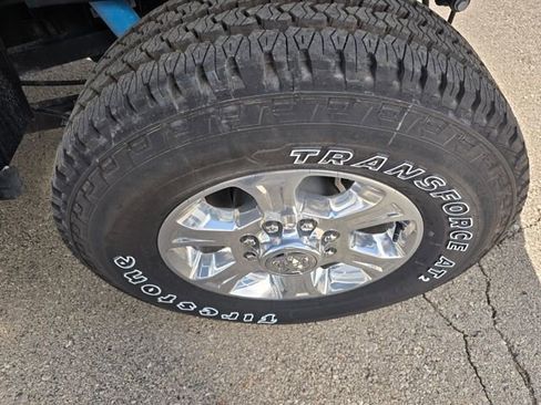 Used 2025 RAM 2500 Big Horn AWD/4WD image 8