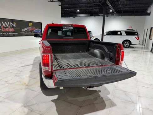 Used 2017 RAM 1500 Laramie w/ Convenience Group image 12