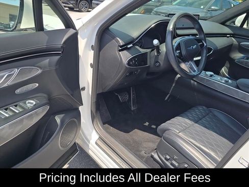 Used 2022 Genesis GV70 3.5T Sport w/ Sport Advanced Package AWD/4WD image 9
