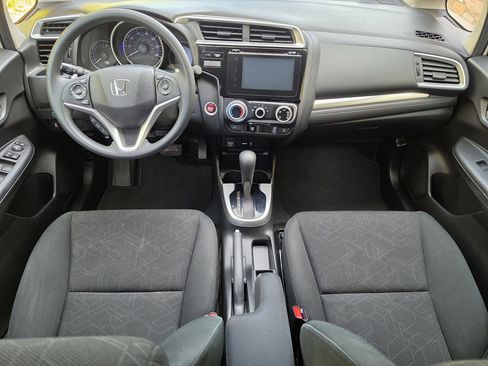 Used 2016 Honda Fit EX image 37