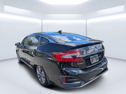 Used 2018 Honda Clarity Touring image 5