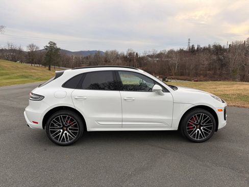 New 2026 Porsche Macan S image 8