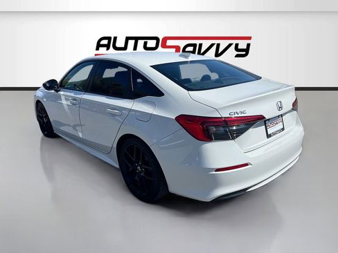 Used 2023 Honda Civic Sport image 5