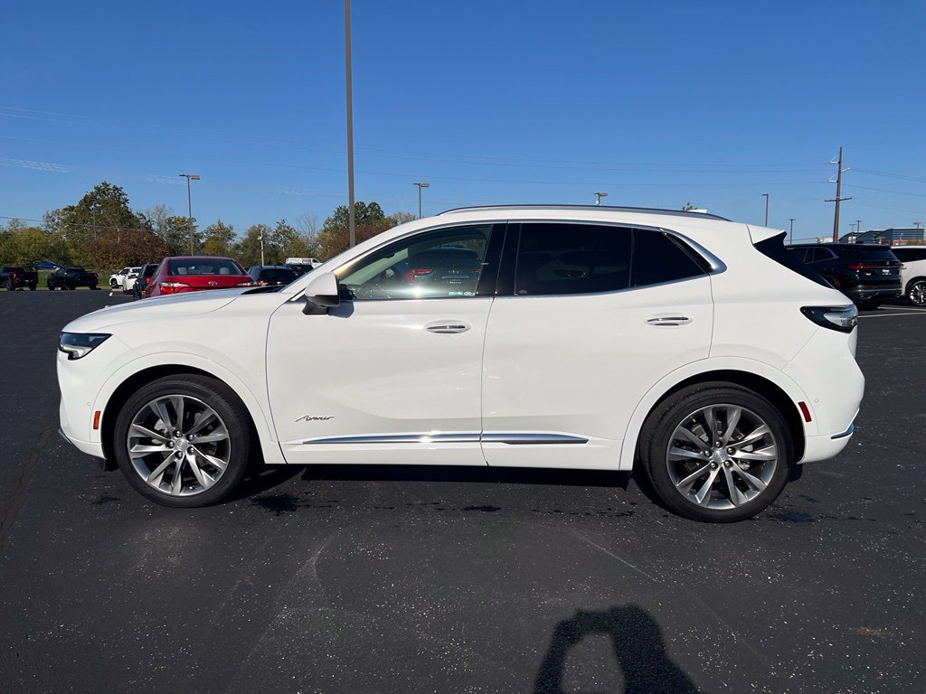 Used 2021 Buick Envision Avenir w/ Technology Package II AWD/4WD image 3