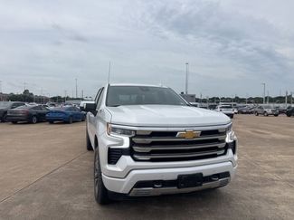 Used 2023 Chevrolet Silverado 1500 High Country w/ Technology Package AWD/4WD video 2