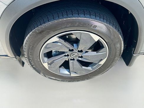 Certified 2024 Nissan Rogue SV w/ SV Premium Package AWD/4WD image 27