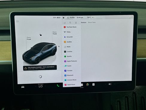Used 2025 Tesla Model Y Performance AWD/4WD image 19