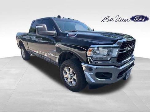 Used 2024 RAM 2500 Big Horn w/ Protection Group AWD/4WD image 2