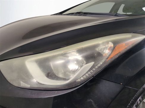 Used 2014 Hyundai Elantra SE w/ Option Group 02 image 10