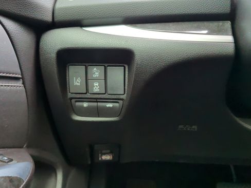 Used 2020 Acura TLX FWD image 22