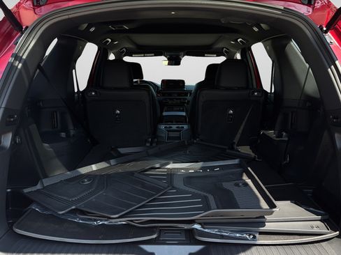 Certified 2026 Honda Pilot Black Edition image 18