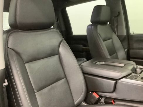 Used 2022 Chevrolet Silverado 2500 LT w/ Midnight Edition AWD/4WD image 27