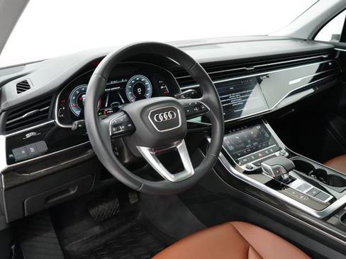 Used 2023 Audi Q7 2.0T Premium w/ Convenience Package AWD/4WD image 17
