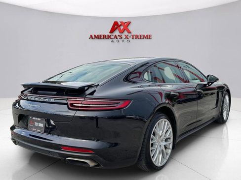 Used 2017 Porsche Panamera image 5