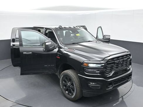 New 2026 RAM 2500 Big Horn AWD/4WD image 47