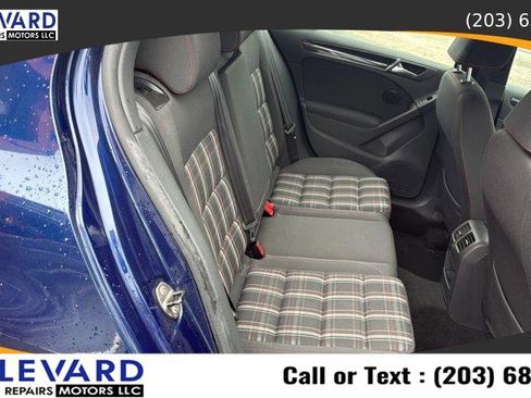 Used 2013 Volkswagen Golf 4-Door FWD image 32