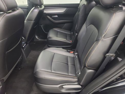 Used 2025 MAZDA CX-90 3.3 Turbo w/ Preferred Package image 22