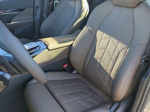 Used 2026 BMW 530i w/ M Sport Package image 17