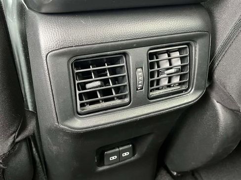 Used 2024 Toyota RAV4 XLE image 19