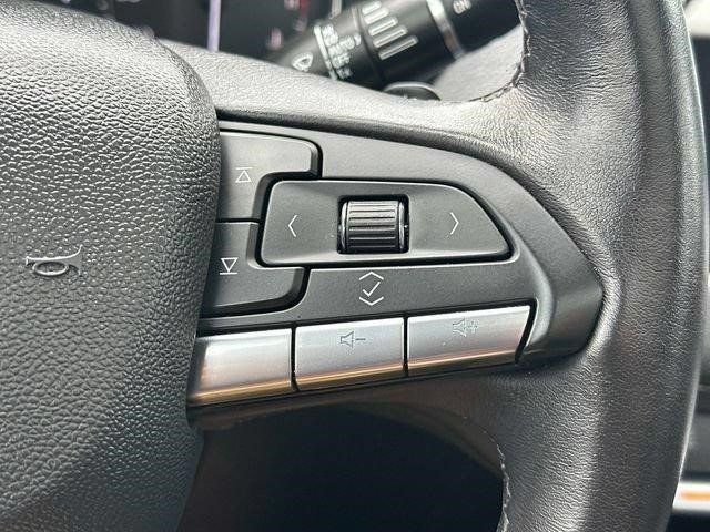 Certified 2023 Cadillac XT4 Premium Luxury AWD/4WD image 8