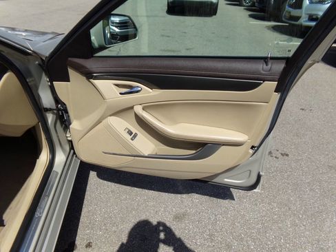 Used 2009 Cadillac CTS 3.6L V6 4dr Sedan w/ 1SA image 25