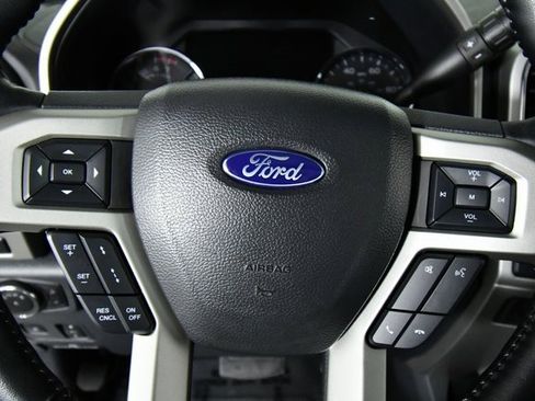 Used 2022 Ford F350 Lariat w/ Lariat Ultimate Package image 2