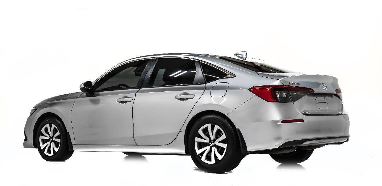 Used 2023 Honda Civic LX image 4