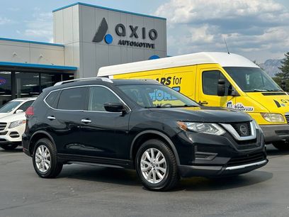 Used 2017 Nissan Rogue SV