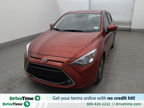 Used 2019 Toyota Yaris LE FWD image 1