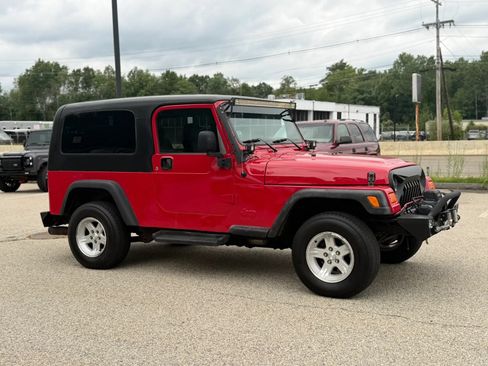 Used 2006 Jeep Wrangler Unlimited AWD/4WD image 2