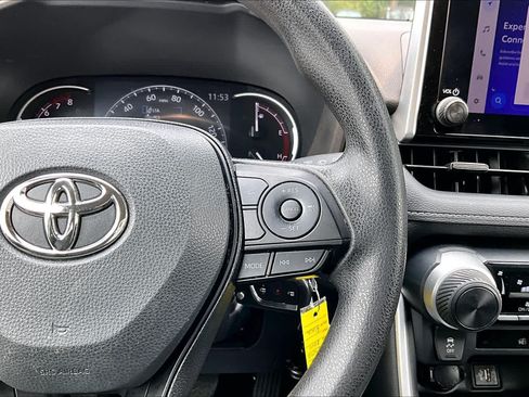 Used 2023 Toyota RAV4 LE AWD/4WD image 24