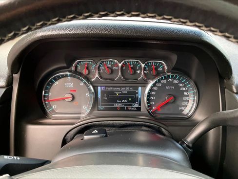 Used 2019 Chevrolet Tahoe LT w/ Texas Edition Package RWD image 21
