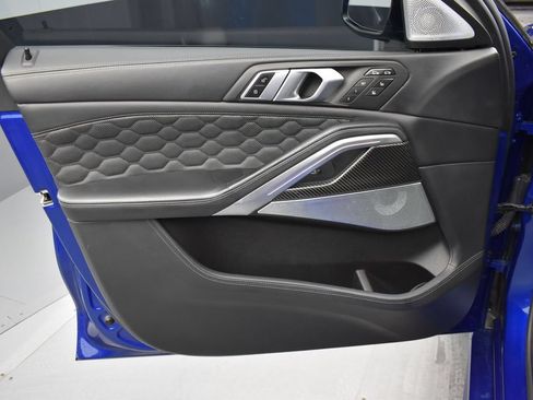 Used 2020 BMW X6 M Competition w/ Executive Package AWD/4WD image 9