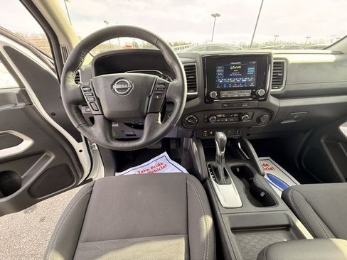 Certified 2024 Nissan Frontier SV w/ SV Convenience Package image 21