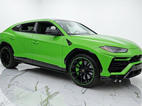Used 2021 Lamborghini Urus AWD/4WD image 21