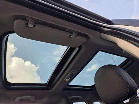 Used 2022 MINI Cooper 4-Door Hardtop image 20