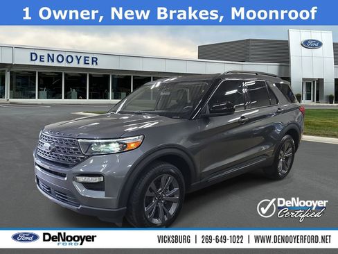 Used 2023 Ford Explorer XLT w/ Equipment Group 202A AWD/4WD image 1