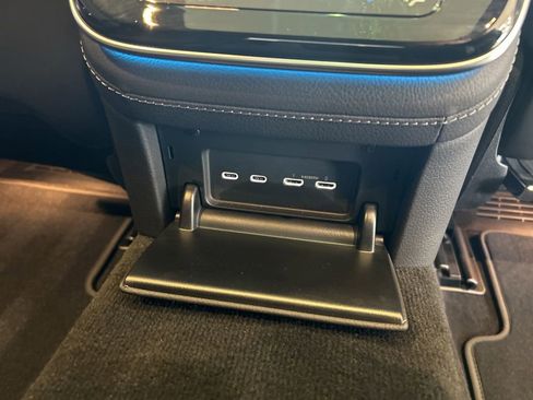 Used 2021 Mercedes-Benz S 580 4MATIC Sedan image 36