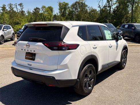 New 2026 Nissan Rogue SV w/ Cold Weather Package FWD image 5