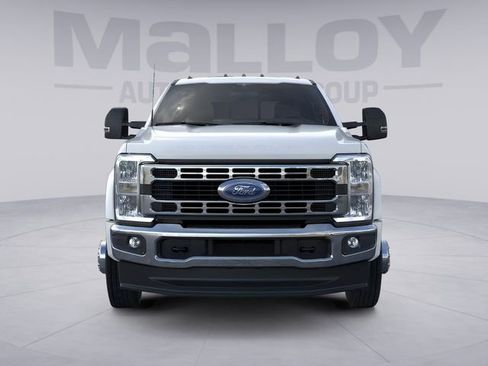 New 2026 Ford F450 XLT w/ Snow Plow Prep Package image 3