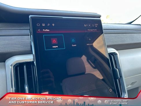 Used 2024 GMC Acadia Denali image 30