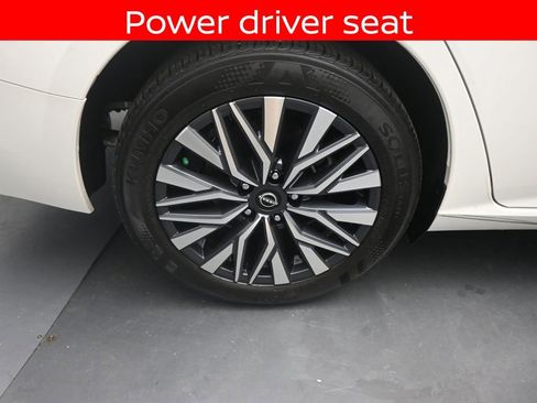 Used 2025 Nissan Altima 2.5 SV FWD image 24