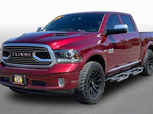 Used 2018 RAM 1500 Limited RWD image 1