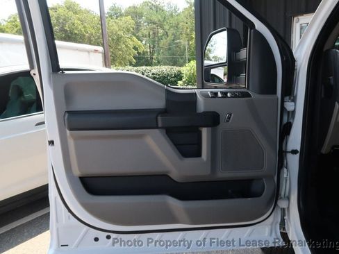 Used 2019 Ford F250 XL w/ Power Equipment Group AWD/4WD image 13