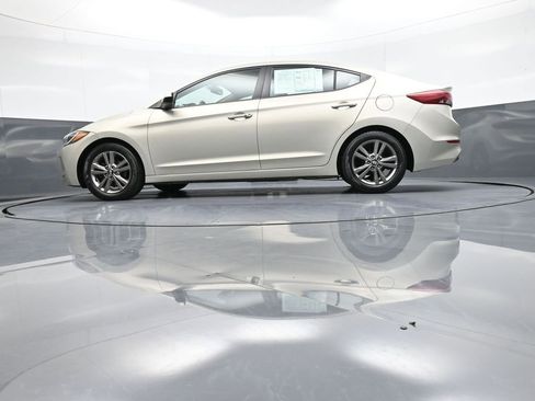 Used 2017 Hyundai Elantra Value Edition w/ Cargo Package image 32